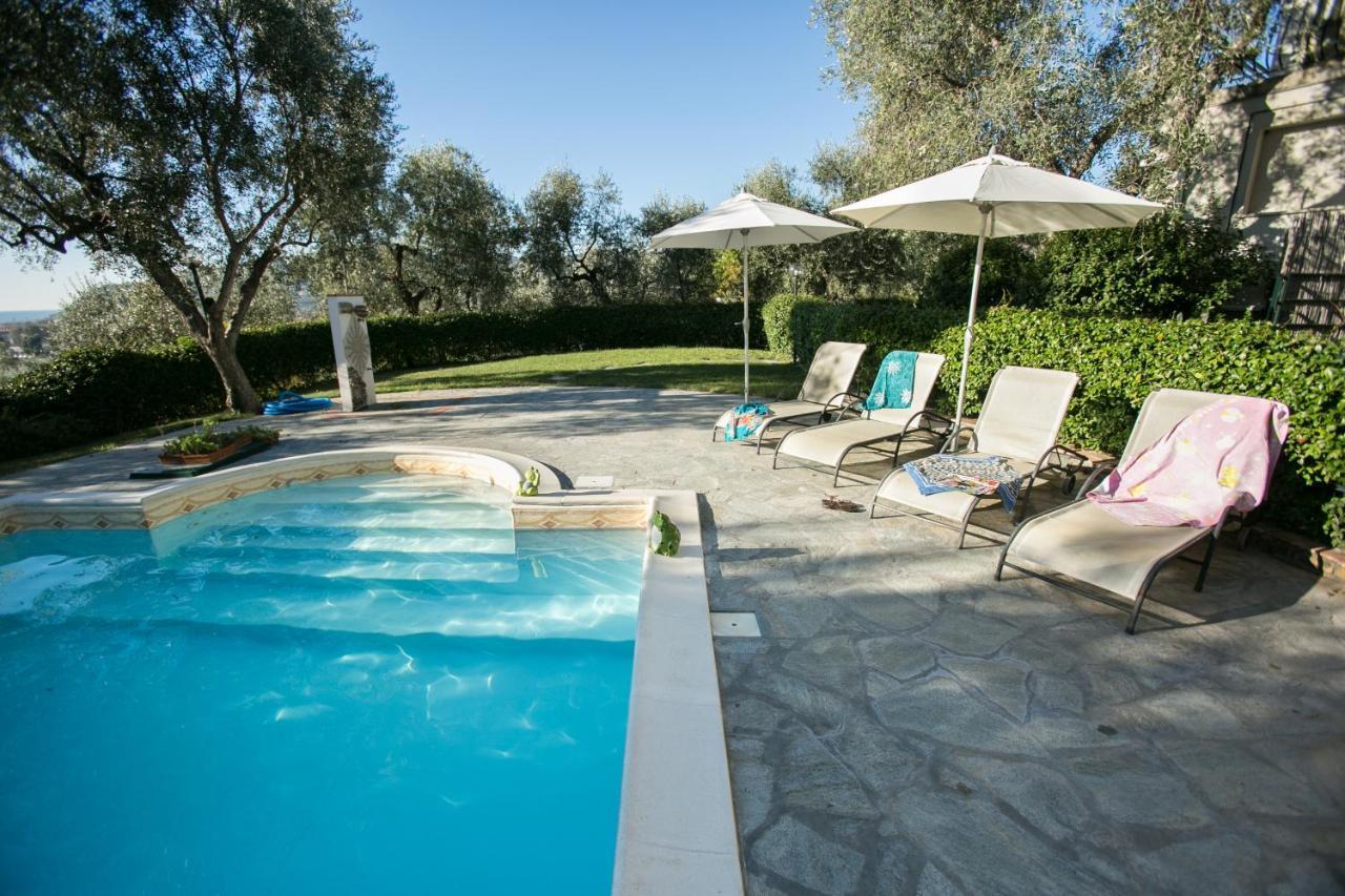 Le Raganelle Hotel Oneglia Exterior photo