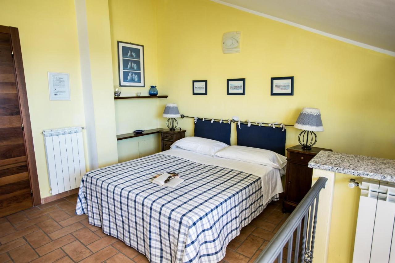 Le Raganelle Hotel Oneglia Exterior photo