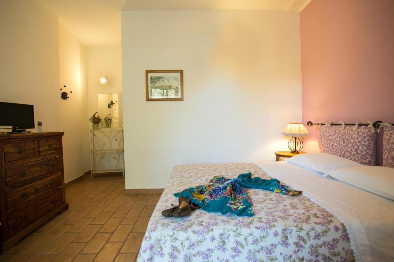 Le Raganelle Hotel Oneglia Exterior photo