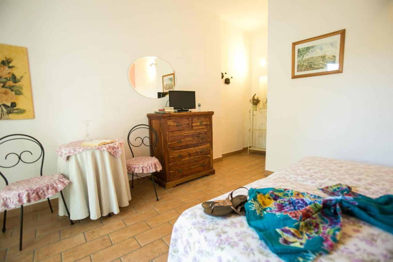 Le Raganelle Hotel Oneglia Exterior photo